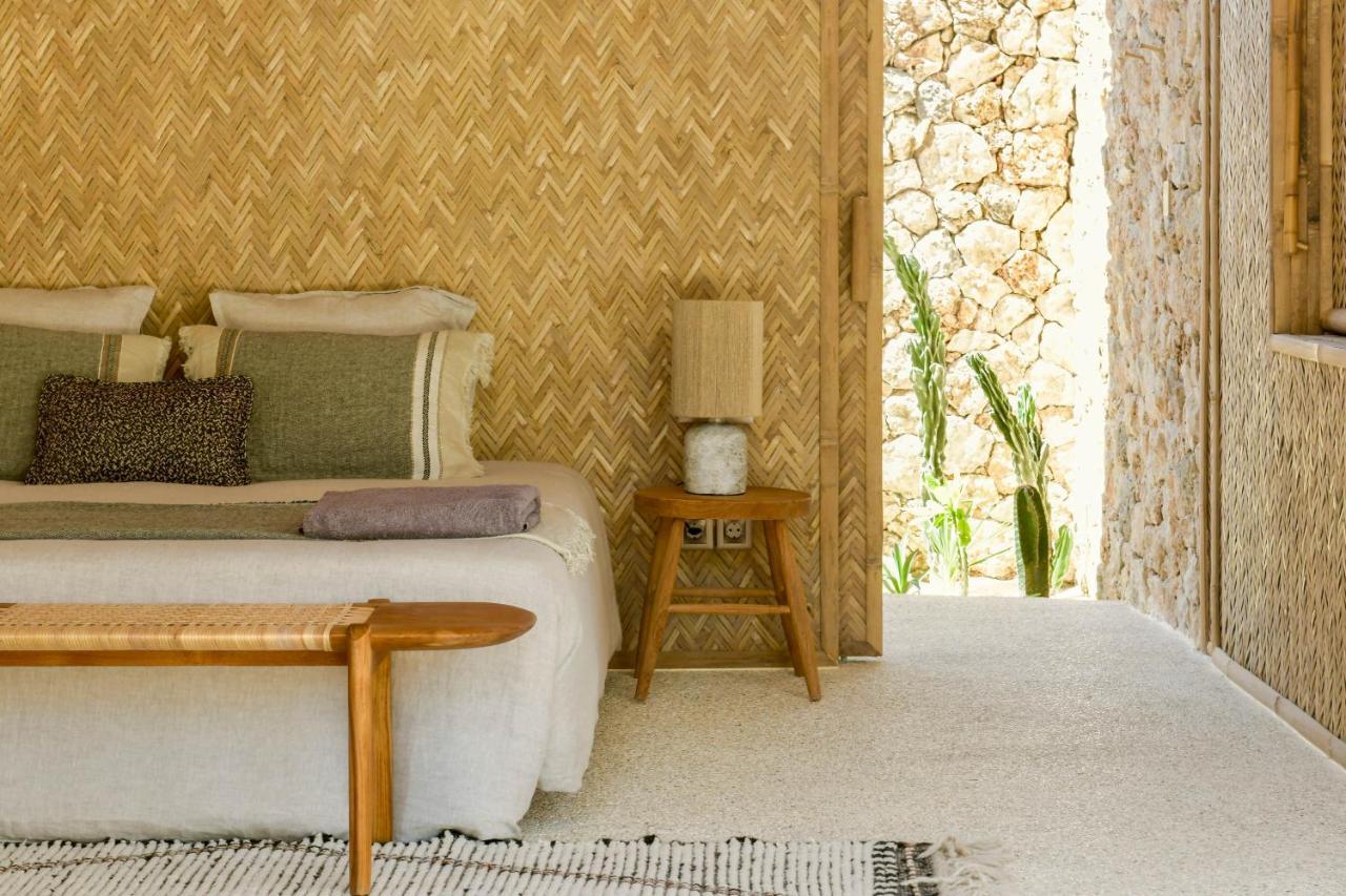 The Cabins Sandy Bay Nusa Lembongan Exterior foto